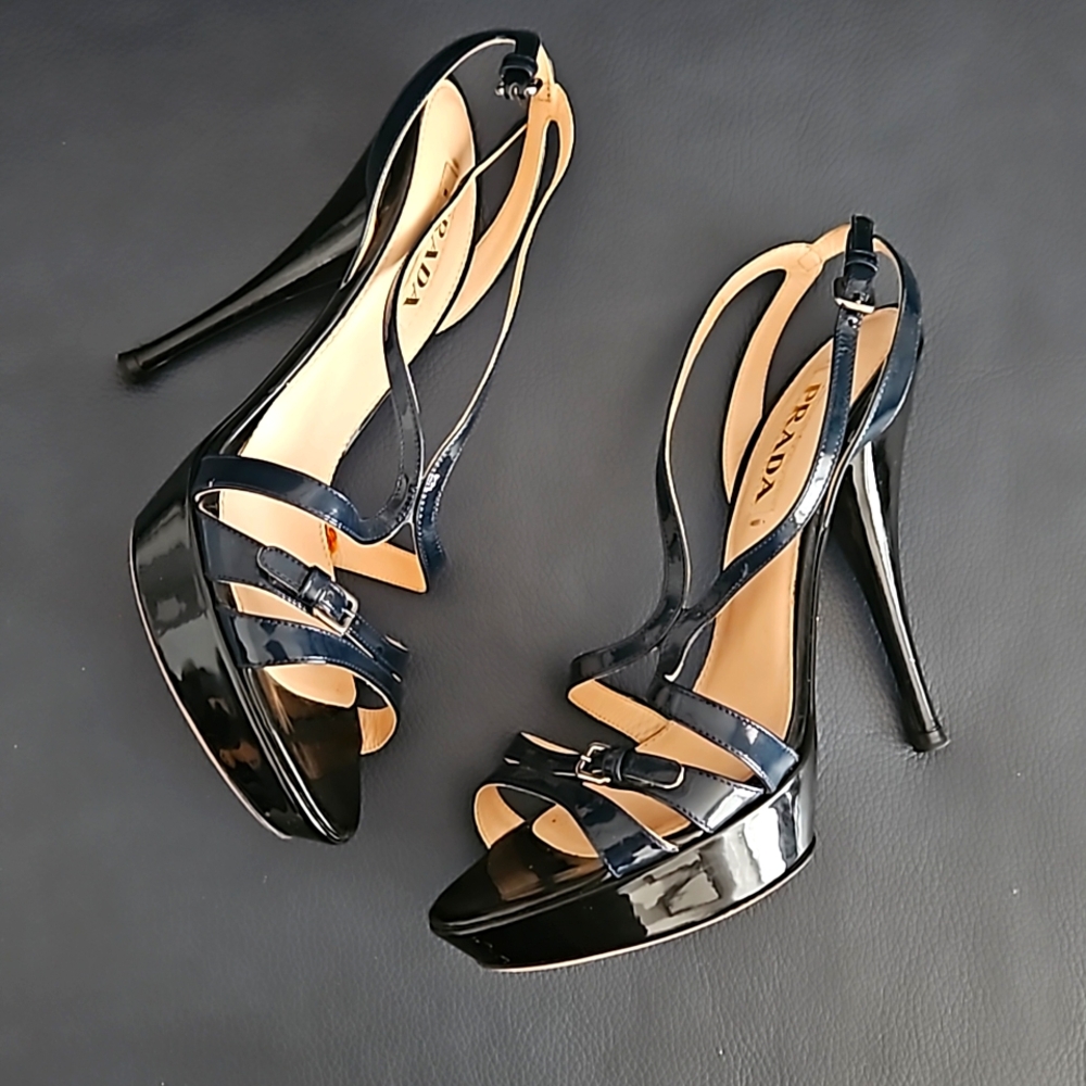 PRADA SANDALS size 37